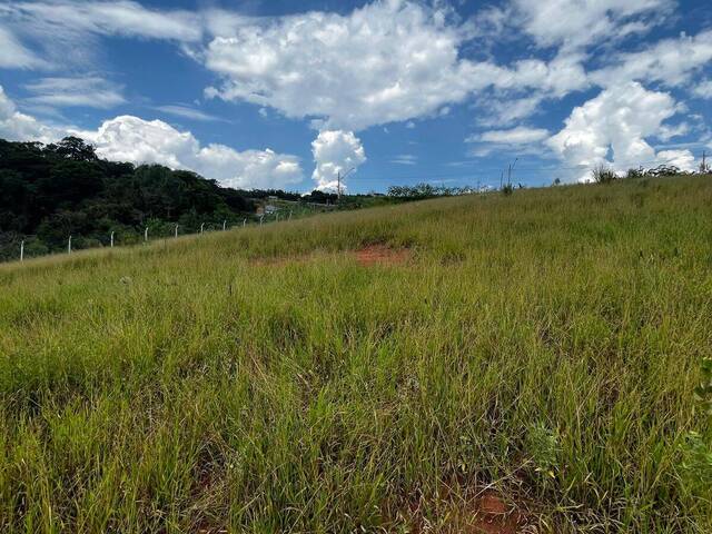 Venda em Cachoeira - Atibaia